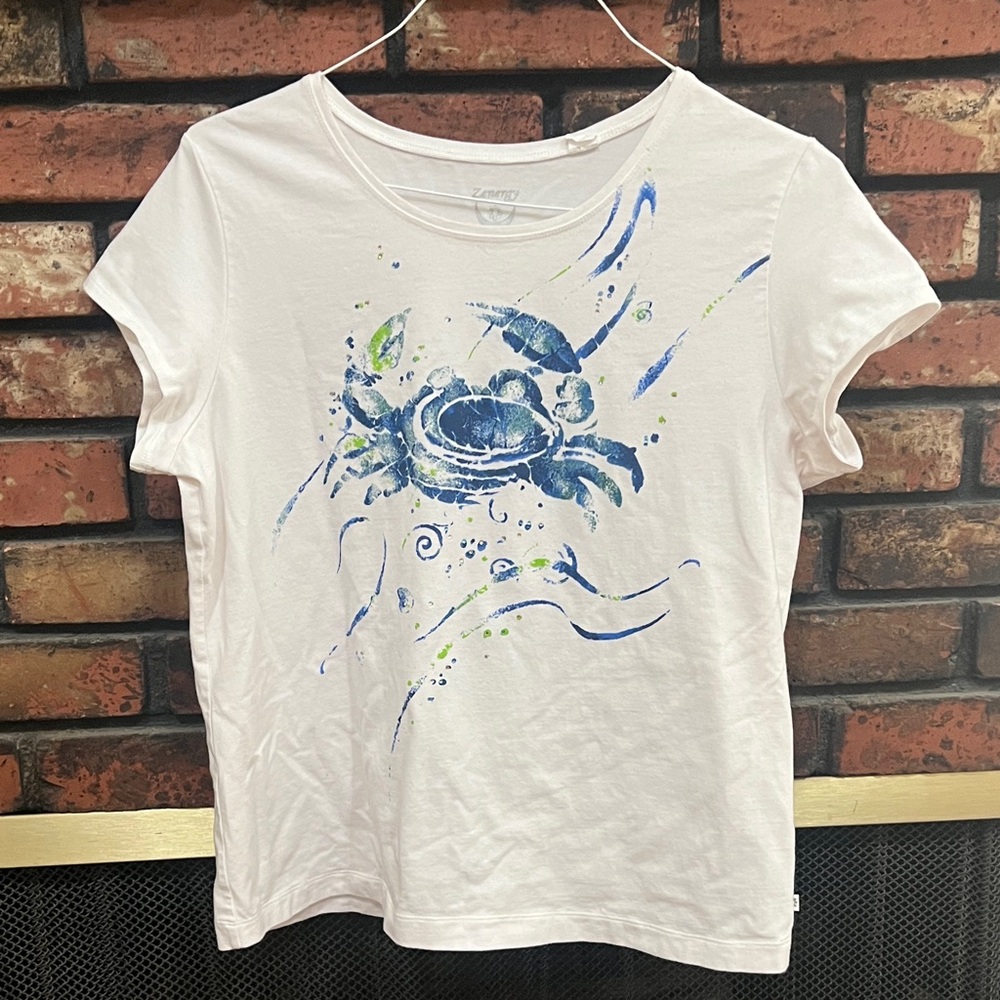 Zenergy by Chico’s White Tee with crab